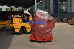 福瑞得機(jī)械手扶雙輪壓路機(jī)，手扶單輪壓路機(jī)，路面開槽機(jī)及時包裝發(fā)貨